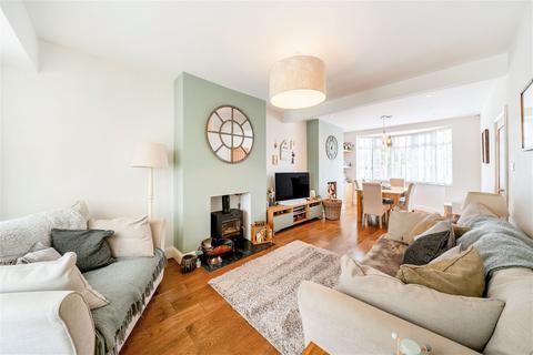 3 bedroom semi-detached house for sale, Kings Drive, Leicester Forest East