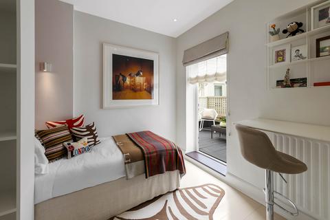 4 bedroom terraced house for sale, Warwick Gardens,, London ' W14