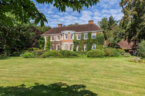 6 bedroom detached house for sale, Preston Candover, Hampshire, RG25.