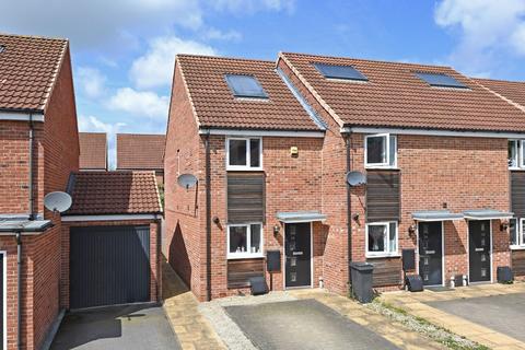 2 bedroom end of terrace house for sale, Turner Close, Huntington Road, York, YO31