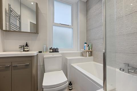 2 bedroom flat to rent, Marylebone High Street, Marylebone Village, London W1