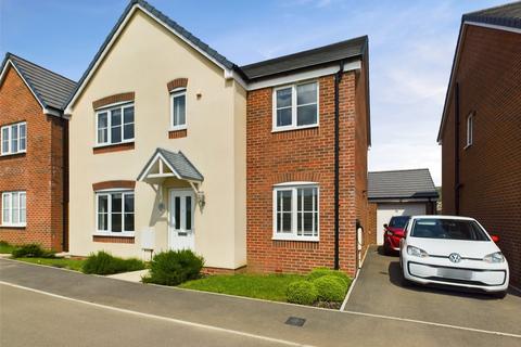 5 bedroom detached house for sale, Homeground Road, Tuffley, Gloucester, Gloucestershire, GL4