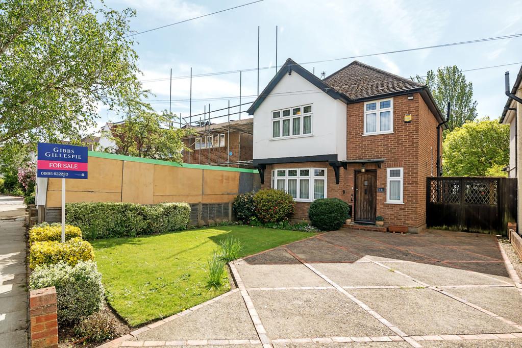 Evelyn Avenue, Ruislip, Middlesex 3 bed detached house for sale £879,500