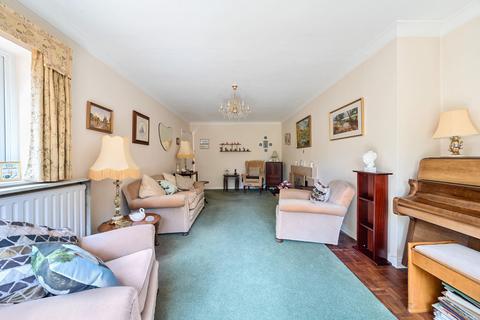 131 Evelyn Avenue, Ruislip, HA4 8AH