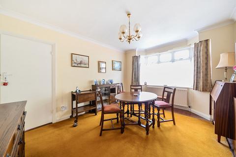 131 Evelyn Avenue, Ruislip, HA4 8AH