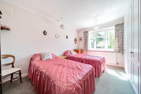 131 Evelyn Avenue, Ruislip, HA4 8AH