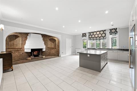 3 bedroom apartment for sale, Mapleton Road, Four Elms, Edenbridge, Kent, TN8