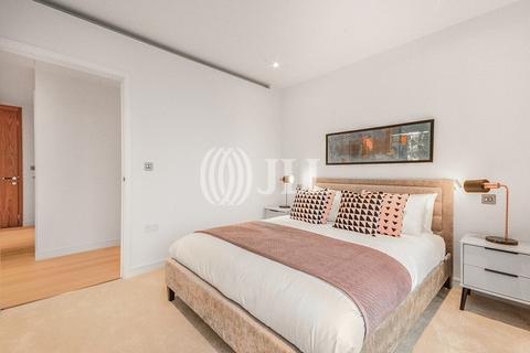 1 bedroom flat to rent, South Quay Plaza, Canary Wharf E14