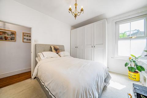 1 bedroom maisonette for sale, Fairlight Road, Tooting