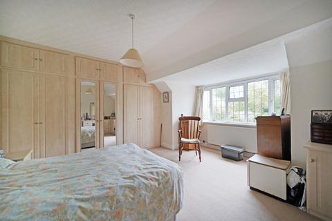 116 Dorridge Road, Dorridge, Solihull, B93 8BN