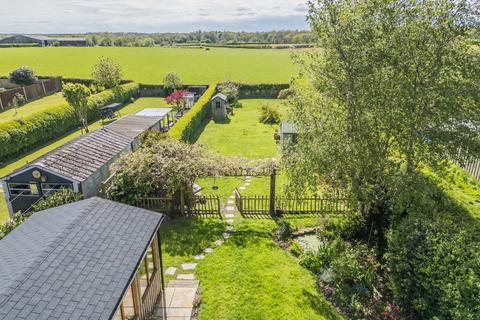 3 bedroom semi-detached house for sale, Manor Avenue, Higher Marston