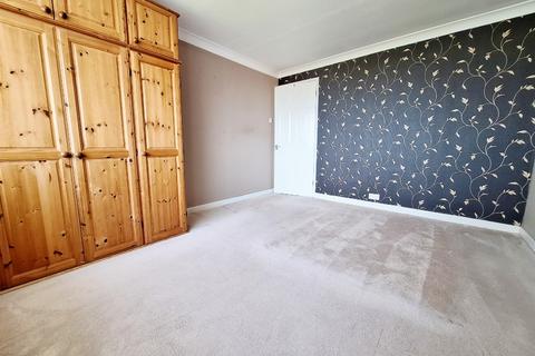 2 bedroom flat to rent, Hulham Road, Exmouth EX8