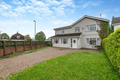 4 bedroom detached house for sale, Langley Close, Magor, Caldicot