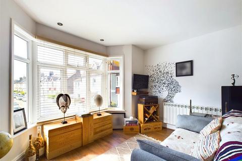 1 bedroom flat for sale, Thorn Road, Worthing BN11 3ND