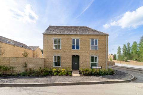 3 bedroom end of terrace house to rent, Colonel Drive, Cirencester, Gloucestershire, GL7