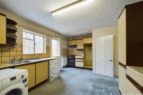 26 Hale Road, Necton, Swaffham, PE37 8EY