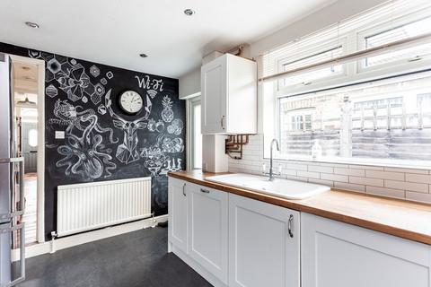 69 Lincoln Street, London, E11 4PZ