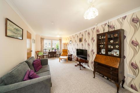 1 bedroom retirement property for sale, Drysdale Gardens, Cupar, KY15