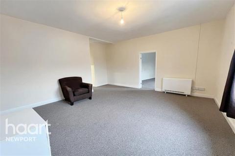 1 bedroom flat to rent, Commercial Street NP44