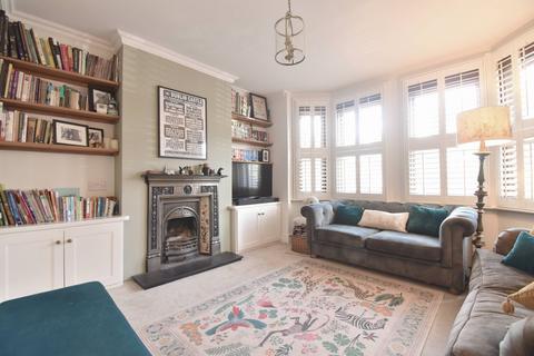3 bedroom terraced house for sale, Manor Road, Walton-on-Thames, KT12