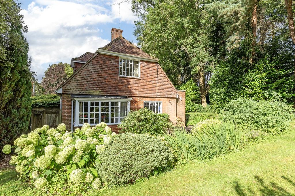House. Partnership