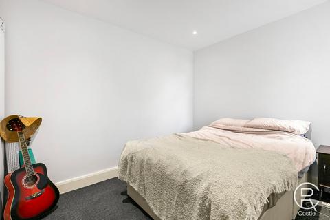2 bedroom flat for sale, Boston Road, London, W7