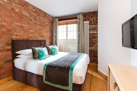 1 bedroom apartment for sale, Tower Bridge Road, London, SE1