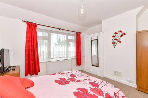 293 Billet Road, London, E17 5PU