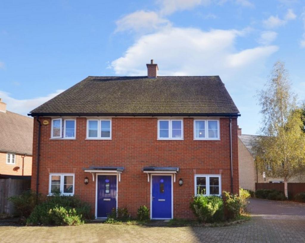 Hayday Close, Yarnton, OX5 3 bed semidetached house for sale £198,000