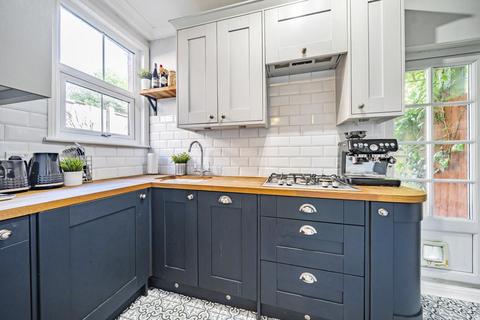 2 bedroom flat for sale, Kingston Road, Wimbledon Chase