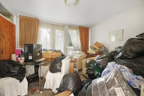 35 Allingham Street, London, N1 8NX
