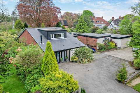 5 bedroom detached house for sale, Bracebridge Road, Sutton Coldfield, West Midlands, B74