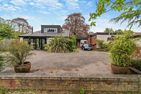 5 bedroom detached house for sale, Bracebridge Road, Sutton Coldfield, West Midlands, B74