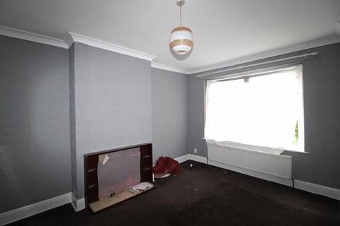 3 bedroom semi-detached house to rent, Spring Grove Crescent, Hounslow TW3