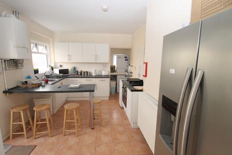 4 bedroom terraced house to rent, Derry Avenue, Plymouth PL4