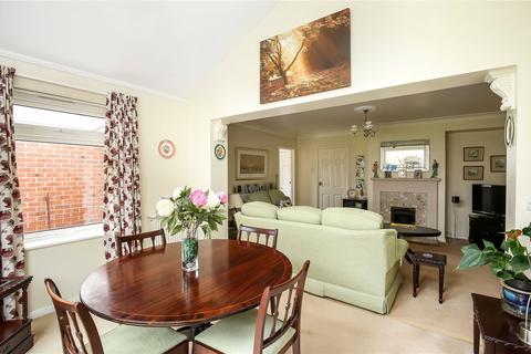 3 Goring Field, Winchester, SO22 5NH