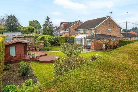 4 bedroom semi-detached house for sale, Priestley Drive, Pudsey, West Yorkshire, LS28