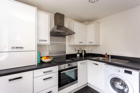 Flat 4, 8 Flaxmill Place, Edinburgh, EH6 5QW