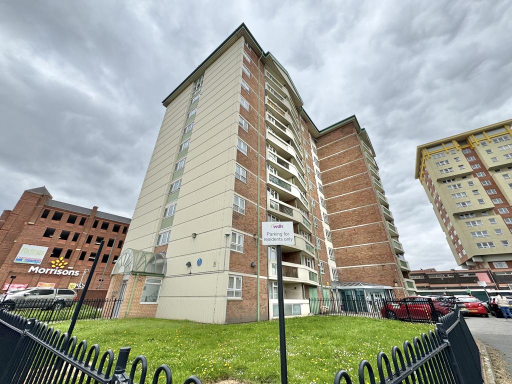 2 Bedroom Flat for Sale