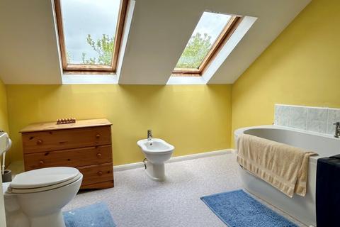 2 bedroom semi-detached bungalow for sale, Boughton Road, Moulton, Northampton NN3 7SJ