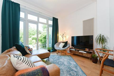 2 bedroom apartment for sale, West Hill, London, SW15