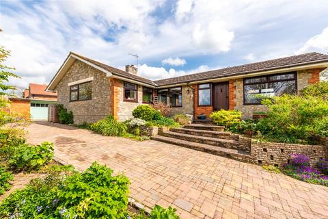 3 bedroom bungalow for sale, New Road, Weedon, Aylesbury, Buckinghamshire, HP22