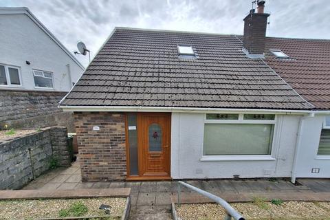 3 bedroom semi-detached bungalow for sale, Shirdale Close, Hengoed CF82