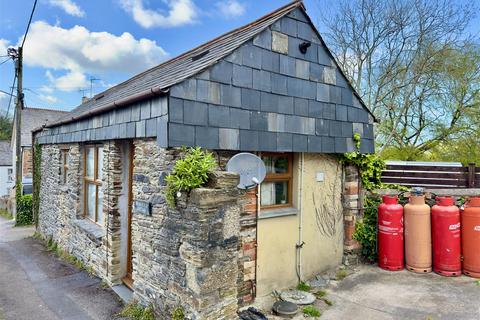 Springfield Cottage Brook Road, Wadebridge, PL27 7PB