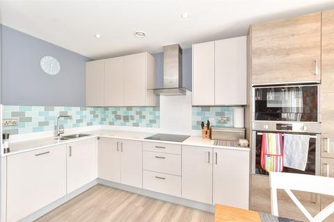 2 bedroom flat for sale, The Green, Tunbridge Wells, Kent