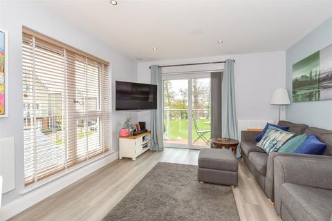 2 bedroom flat for sale, The Green, Tunbridge Wells, Kent