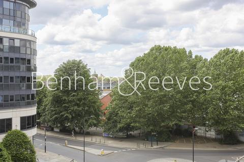 1 bedroom apartment to rent, Townmead Road, Fulham SW6