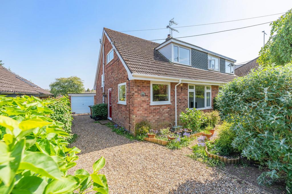 Ashtree Road, Norwich 2 bed chalet for sale £275,000