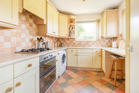 2 bedroom chalet for sale, Ashtree Road, Norwich