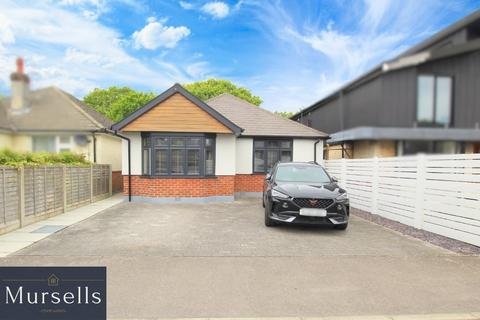 3 bedroom detached house for sale, Sherwood Avenue, Poole BH14